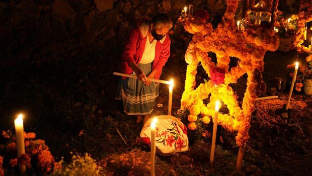 Upacara Hari Kematian di Desa Meksiko