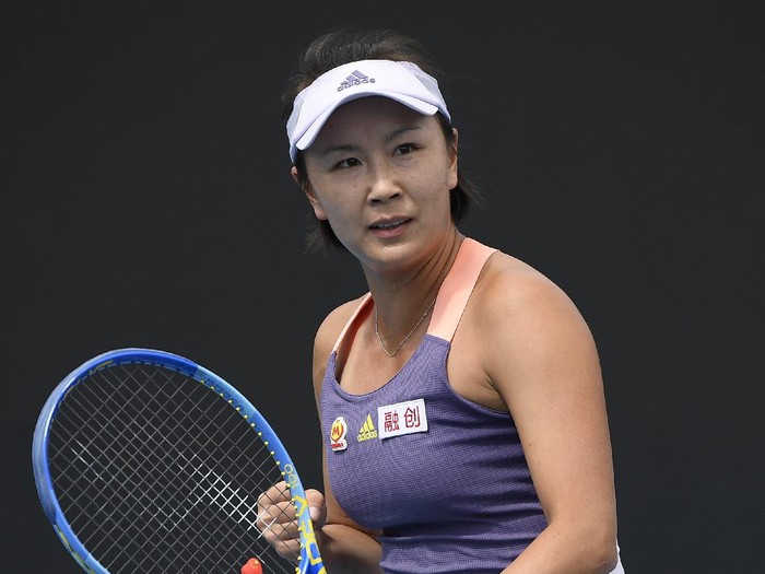 Australian Open Tennis Chinas Peng Shuai reacts during her first round singles match against Japans Nao Hibino at the Australian Open tennis championship in Melbourne, Australia, Tuesday, Jan. 21, 2020. (AP Photo/Andy Brownbill)