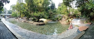 Berendam Air Hangat di Curug Jodo Sari Ater Subang