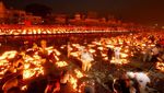 Gemerlap Ribuan Lampu di India yang Pecahkan Rekor Dunia
