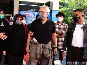 Istri Iwan Fals Diduga Palsukan Dokumen, Dipolisikan OI