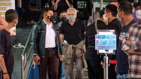 Iwan Fals dan Rohanna melaporkan KS atas dugaan pencemaran nama baik. Foto: Andika Prasetia