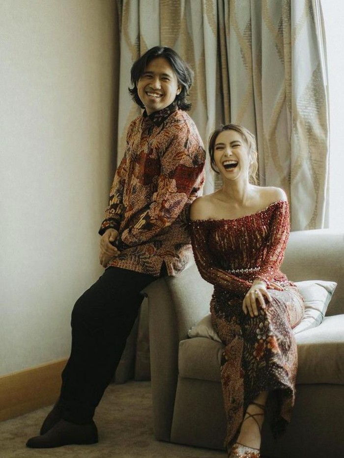 Lamaran Joshua Suherman dengan Clairine Clay