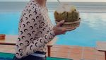 Mengenang Momen Mesra Vanessa Angel dan Suami Saat Makan Bareng