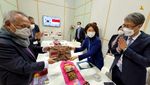 Momen Akrab Basuki & Menteri Lingkungan Korea Momen Akrab Basuki & Menteri Lingkungan Korea
