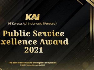 KAI Raih Penghargaan Public Service Excellence Award 2021