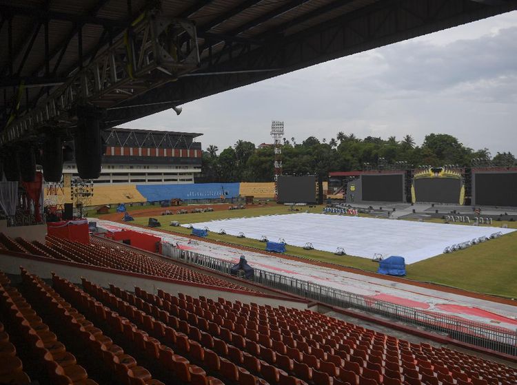 Persiapan Stadion Mandala Sambut Pembukaan Peparnas Papua