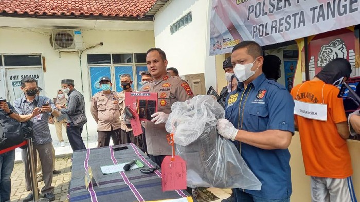 Polisi tangkap perampok sopir taksi online di Tangerang