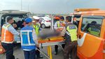 Potret Mobil Remuk dan Evakuasi Kecelakaan Maut Vanessa Angel