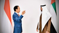 Selain itu, Jokowi juga mengundang pangeran MBZ untuk hadir sebagai tamu pada Konferensi Tingkat Tinggi (KTT) G20 di Bali tahun depan. Jokowi menjelaskan kepada Pangeran MBZ bahwa presidensi G20 Indonesia tahun 2022 akan mengusung tema Recover Together, Recover Stronger. Foto: ANTARA FOTO/LAILY_RACHEV