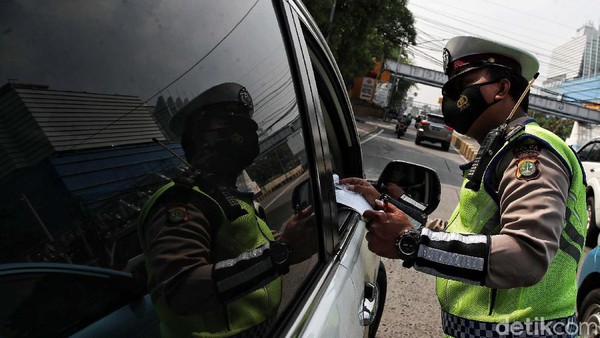 Razia Ganjil Genap Gencar Dilakukan di Masa PPKM Level 1
