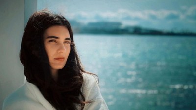 Berita Kematian Hancurkan Tuba Buyukustun, Bintang Cinta Elif
