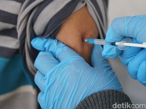 Wamenkes Bocorkan Harga Booster Vaksin COVID-19, Mulai Suntik 1 Januari 2022