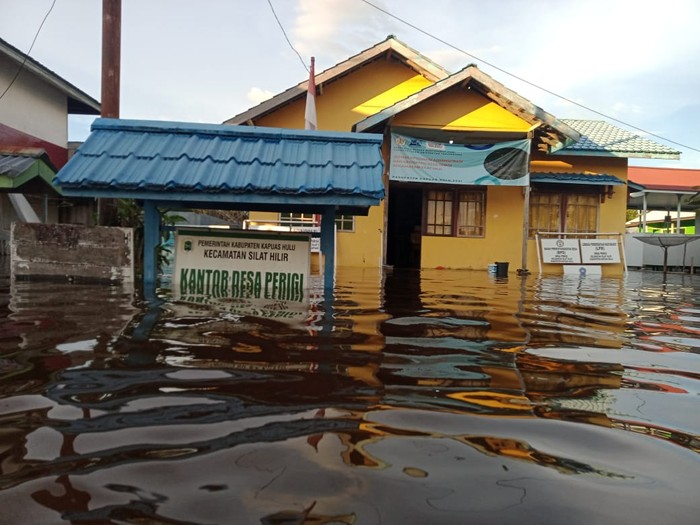 Banjir melanda enam kecamatan di Kabupaten Kapuas Hulu, Kalimantan Barat (Kalbar) (dok BNPB)