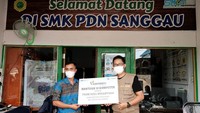 Apa yang dilakukan oleh Askrindo dalam membantu pembangunan pendidikan di wilayah 3T di Kalimantan ini merupakan upaya Askrindo dalam ikut serta melaksanakan Tujuan Pembangunan Berkelanjutan (TPB) No. 4, yaitu Menjamin Kualitas Pendidikan yang Inklusif dan Merata serta Meningkatkan Kesempatan Belajar Sepanjang Hayat untuk Semua. 