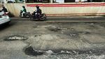 Duh! Jalan Rasuna Said Jakarta Berlubang