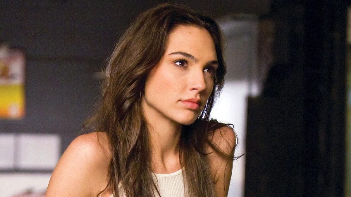 Gal Gadot Tak Cuma Tampil Seksi di Cleopatra