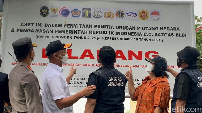 Ini Aset Timor Milik Tommy Soeharto Rp 600 M yang Disita Satgas BLBI Satgas BLBI menyita aset obligor PT Timor Putra Nasional (TPN) milik Tommy Soeharto. Aset berupa tanah seluas 120-124 hektare itu memiliki nilai Rp 600 miliar.