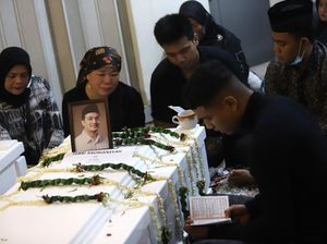 Sosok Bibi yang Setia Dampingi Vanessa Angel hingga Akhir Hayat