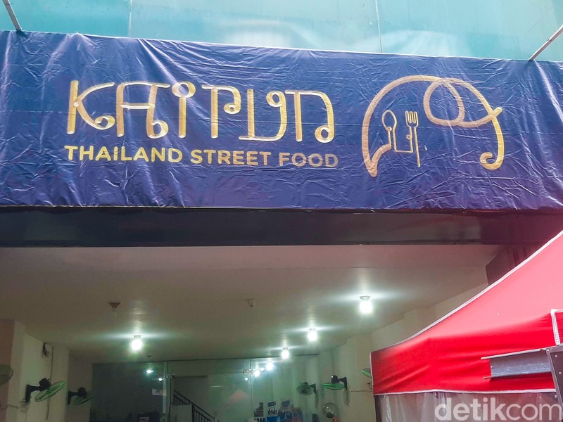 Kaipun Thai Food: Rumah makan khas Thailand di kawasan Panglima Polim, Jakarta Selatan. Rasanya enak dan harga terjangkau.