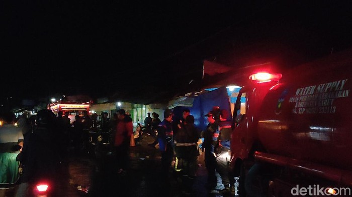 Kebakaran pasar di Garut