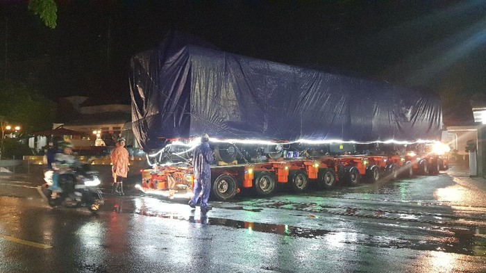 LRT Jabodebek yang Tabrakan di lintasan, diangkut ke Madiun LRT Jabodebek yang Tabrakan di lintasan, diangkut ke Madiun
