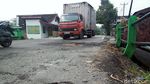 Pak Sopir Waspada! Jembatan di Kawasan Klaten Ini Ambles