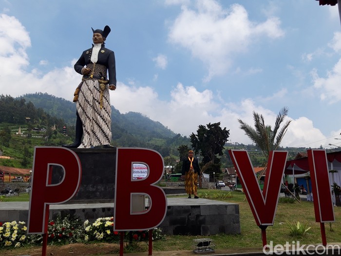 Patung PB VI