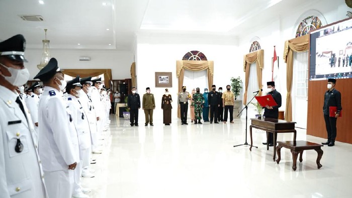 Pelantikan Kades di Sumedang