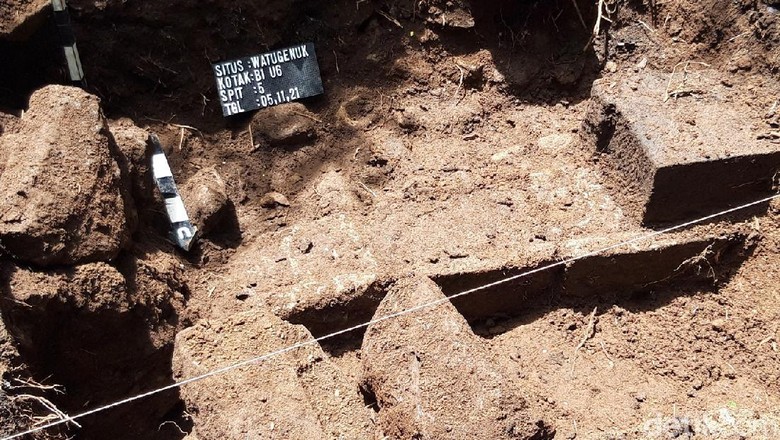Penemuan candi di situs Watu Genuk Penemuan candi di situs Watu Genuk