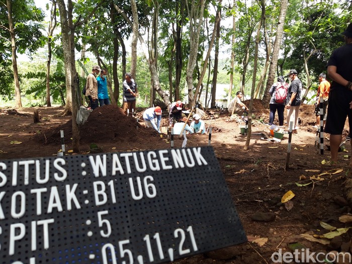 Penemuan candi di situs Watu Genuk