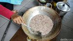 Siasat Petani Bawang Merah Saat Harga Naik Turun