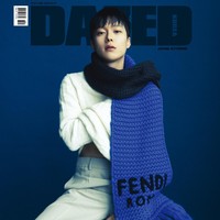 Jang Ki Yong pun mengungkap perasaannya setelah dipasangkan dengan Song Hye Kyo yang dianggap senior. “Bekerja dengan Song Hye Kyo seperti mimpi yang sangat jauh. Impian yang aku bayangkan menjadi kenyataan dalam waktu yang cepat.” Foto: dok. Dazed Korea