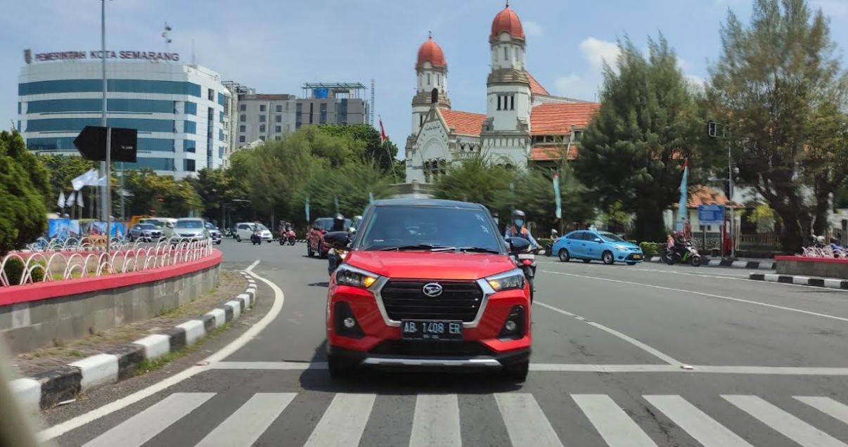 Uji Daihatsu Rocky di Semarang