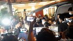 Tangis Keluarga Melihat Peti Jenazah Vanessa Angel dan Bibi