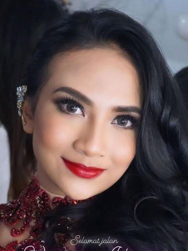 Vanessa Angel meninggal dunia