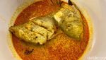 Sluurp! Gurih Berempah Gulai Ikan Kakap di Warung Apung Mak Lika