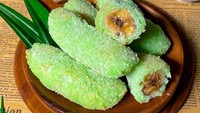 Variasi lain dari pisang goreng adalah pisang goreng ijo ini. Adonan yang membalutnya rasa pandan dan kelapa kering yang gurih enak. Bahan untuk membuatnya ada pisang uli matang, tepung terigu, tepung beras, pasta pandan, dan kelapa parut. Untuk membuatnya, ikuti resep ini. Foto: Malo Kitchen