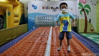 Selama PPKM level 1,wahana bermain anak di mall kembali dibuka.