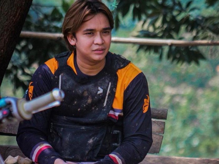 Kulineran Seru Billy Syahputra bareng Raffi Ahmad dan Vicky Nitinegoro