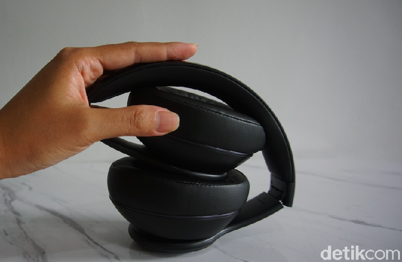 Fantech WH01 Wireless Headphone