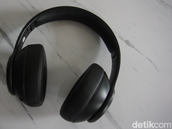 Fantech WH01, Headset Gaming Wireless Harga Rp 400 Ribuan
