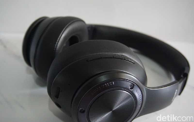 Fantech WH01 Wireless Headphone
