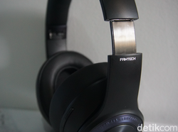Fantech WH01, Headset Gaming Wireless Harga Rp 400 Ribuan