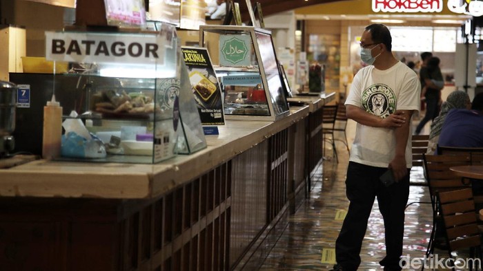 Geliat Restoran Mall di Jakarta Sambut PPKM Level 1 Geliat Restoran Mall di Jakarta Sambut PPKM Level 1