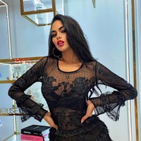 Iasmin Santos namanya sempat jadi viral setelah mengatakan bahwa dia melakukan 50 kali operasi plastik. Foto: dok. Instagram