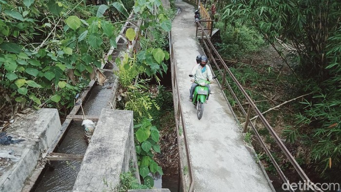 Jembatan kuno peninggalan Belanda di Klaten