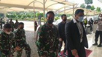 Dalam menjalani fit and proper test, Jenderal Andika juga hanya ditemani petinggi TNI AD. (Adhyasta/detikcom)