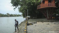 Pada masa jayanya, ratusan orang datang ke sana setiap harinya.