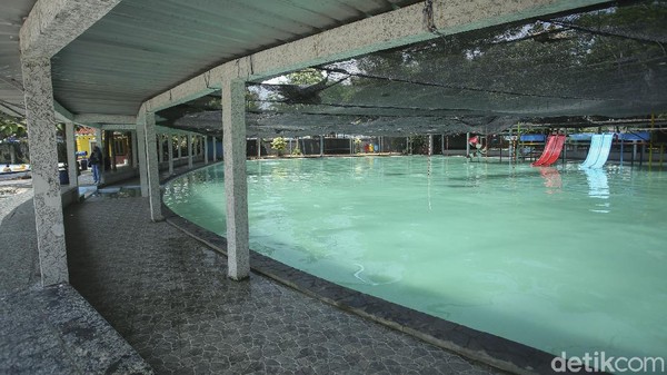 Apalagi di sana juga terdapat wahana wisata lainnya seperti waterpark, rumah Korea hingga taman burung. Apalagi di sana juga terdapat wahana wisata lainnya seperti waterpark, rumah Korea hingga taman burung.
